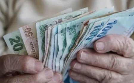 SON DAKİKA! En düşük emekli maaşı 20 bin lira oluyor! Emekli maaşına beklenen zam geldi!