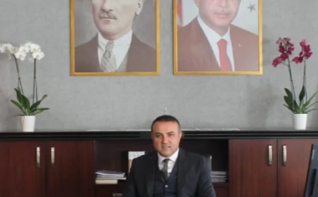 Yeni Kocaeli İl Milli Eğitim Müdürü kim oldu? Emrullah Aydın kimdir? Emrullah Aydın kaç yaşında, evli mi? nereli?