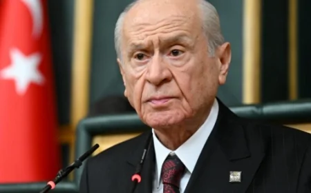 Devlet Bahçeli, MHP Grup Toplantısında ne dedi? Emekli Maaşı Çıkışı: "Sefalet Ücretine Mahkûm Edilmemeli"