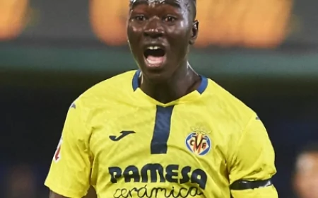 Pape Gueye Galatasaray'a mı geliyor? Sıcak transfer gelişmesi! Pape Gueye kimdir, hangi takımda, kaç yaşında, mevki ne?