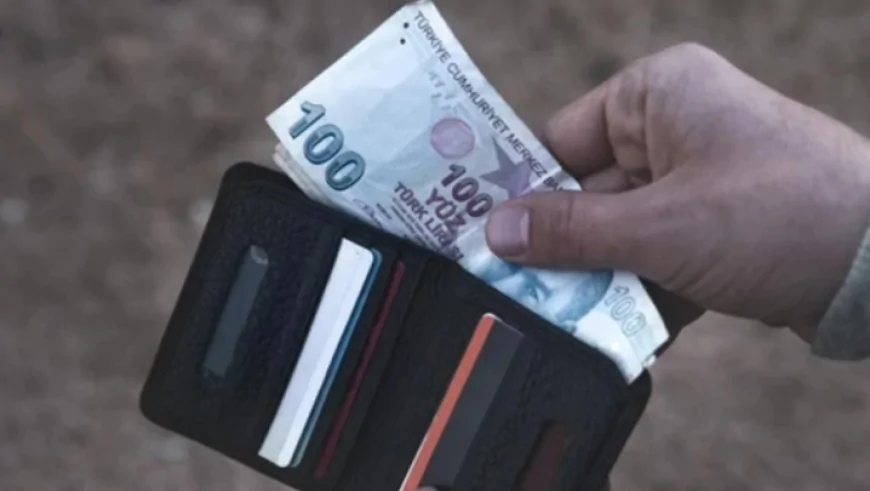 Rüyada yerden para toplamak ne anlama gelir? Rüyada yerden bozuk, kağıt, yabancı ve altın para topladığını görmek anlamı