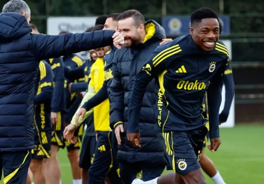 Fenerbahçe’de Hedef Final: Tedesco ve Skriniar’dan Samsunspor Mesajı!