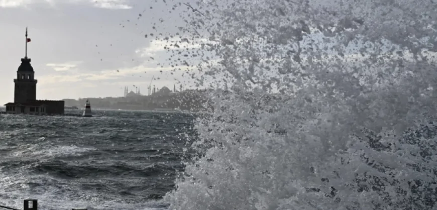 Meteoroloji'den Son Değerlendirme: Fırtına Etkisini Kaybediyor, Yağış Geliyor!