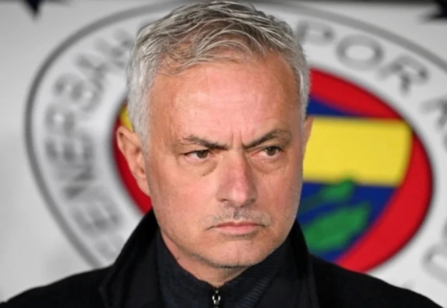 Ünlü yorumcudan dikkat çeken Mourinho iddiası: Otelde sevgilisiyle...