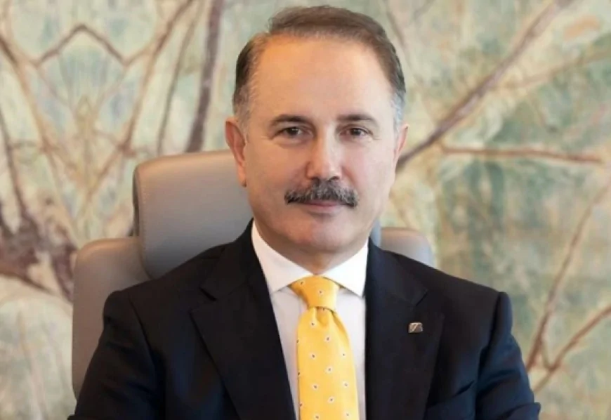 Abdi Serdar Üstünsalih kimdir, kaç yaşında, nereli? Vakıfbank Genel Müdürü Abdi Serdar Üstünsalih bekar mı? evli mi? eşi kim?