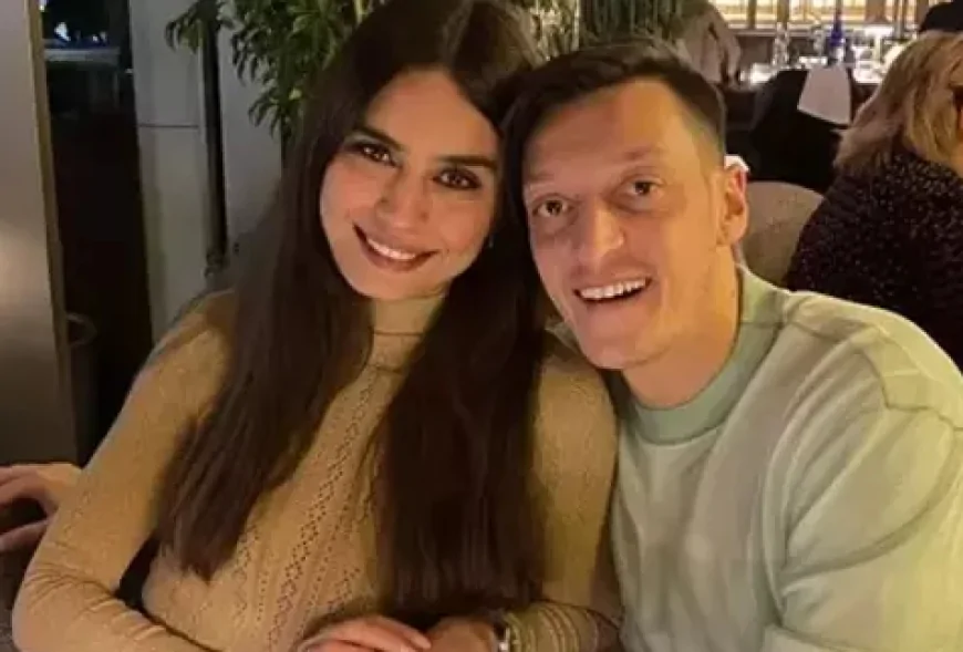 Amine Gülşe Hamile mi? Müjdeli haber! Mesut Özil'in Eşi Amine Gülşe kimdir, kaç yaşında, kaç çocuğu var? nereli?