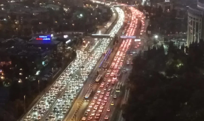 SON DAKİKA! İstanbul'da trafik var mı? 29 Ocak hangi ilçelerde trafik var, hangi yollar kapalı? Son durum ne?