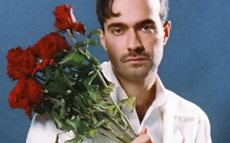 Mert Demir Kimdir? Müzik Kariyeri, Yaşı ve Hayatı Hakkında Merak Edilenler