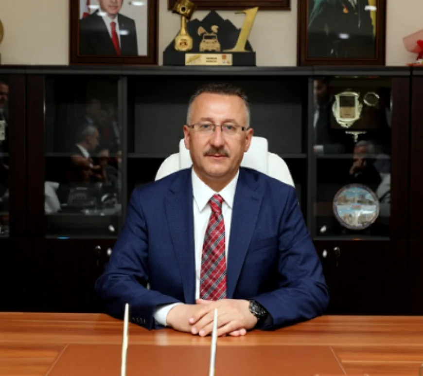 Adapazarı Belediye Başkanı Mutlu Işıksu Kimdir? Mutlu Işıksu Kaç Yaşında, Nereli ve Hangi Partiden?