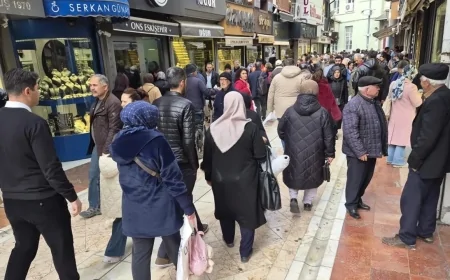 Gram Altın 6 Bin 238 Liraya Geriledi, Eskişehir'de Kuyumcularda Yoğunluk Yaşandı