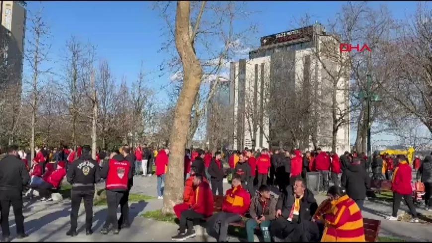Dolmabahçe'de Derbi Ateşi Yandı! Galatasaray Taraftarı Tüpraş Stadı'na Böyle İndi