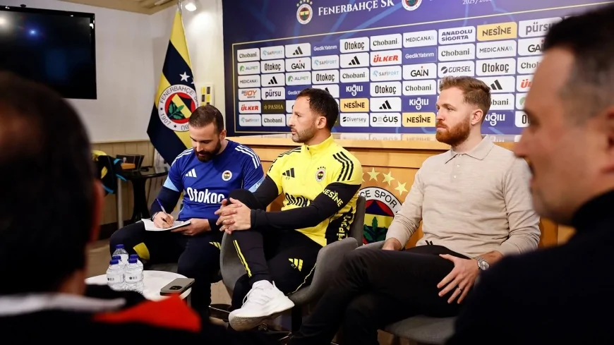 Fenerbahçe'de Kritik Zirve: Tedesco ve Özek Kulüp Binasında