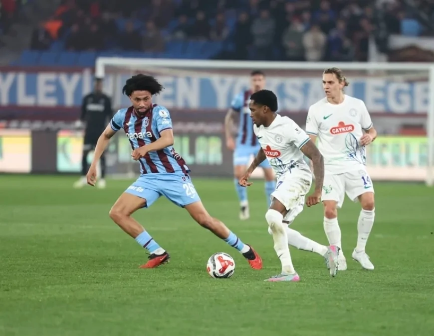 Trabzonspor Karadeniz Derbisinde Çaykur Rizespor'u Tek Golle Geçti