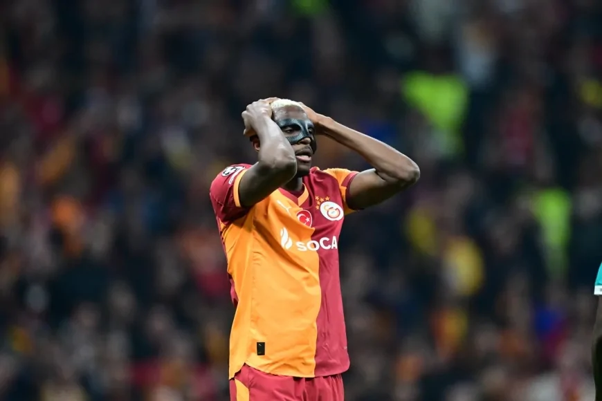 Galatasarayda kolu kırılan Victor Osimhen ameliyata alındı