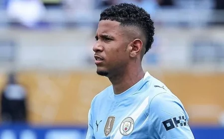 Spurs, Savinho transferi için temaslarını sürdürüyor