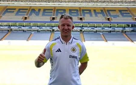 Fenerbahçe'de Dirk Kuyt Dönemi: İsmail Kartal'ın Birinci Yardımcısı Oldu
